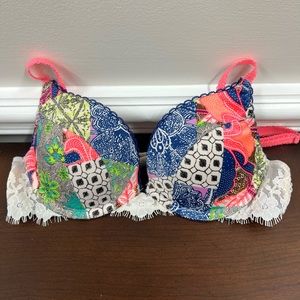 Victoria’s Secret Dream Angels Bali Patchwork Bra NWOT Size 32A